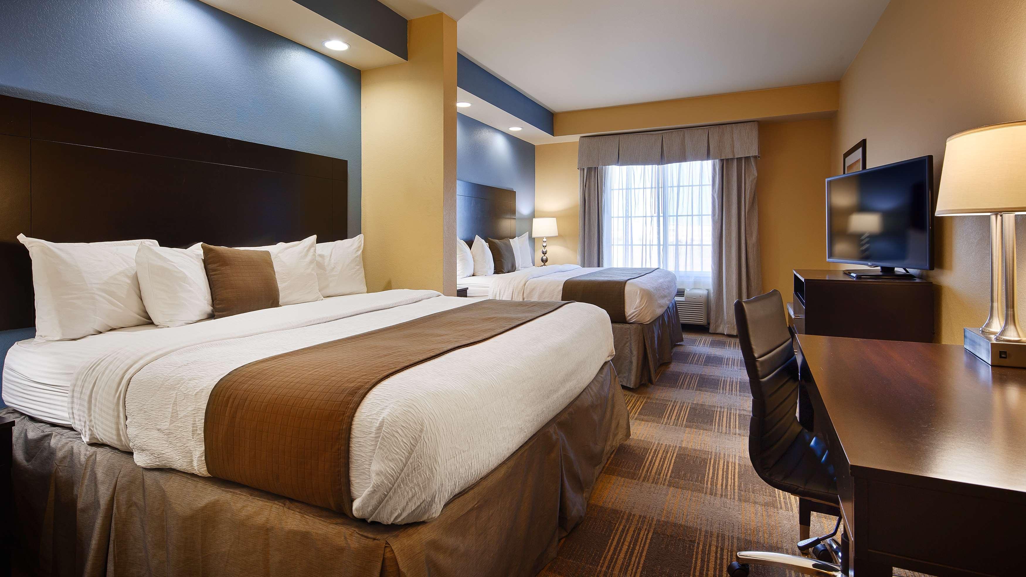 Best Western Plus Forest Hill & Fort Worth
